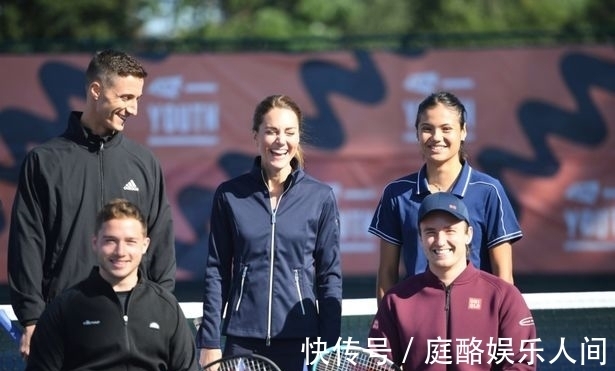 但他与前两 但他与前两